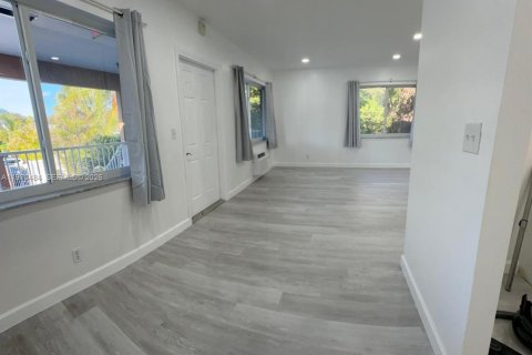 Condo à Hollywood, Floride, 2 chambres  № 2043145