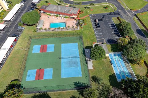 Купить кондоминиум в Бока-Ратон, Флорида 2 спальни, 120.77м2, № 1975403 - фото 14