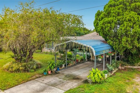 Villa ou maison à vendre à Orlando, Floride: 4 chambres, 153.2 m2 № 2429259 - photo 16