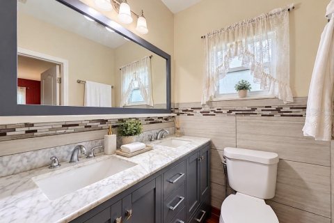 Villa ou maison à vendre à Orlando, Floride: 4 chambres, 153.2 m2 № 2429259 - photo 8