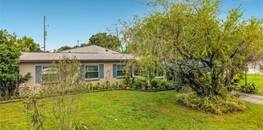 Villa ou maison à Orlando, Floride 4 chambres, 153.2 m2 № 2429259