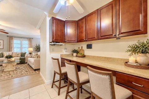 Villa ou maison à vendre à Orlando, Floride: 4 chambres, 153.2 m2 № 2429259 - photo 2