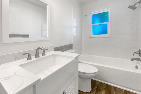 Casa en venta en Venice, Florida, 3 dormitorios, 193.42 m2 № 1249194 - foto 19