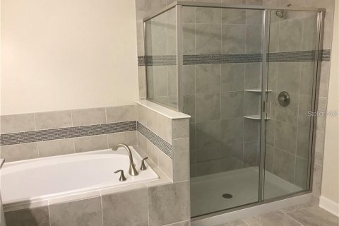 Touwnhouse à louer à Orlando, Floride: 4 chambres, 180.69 m2 № 2388362 - photo 13