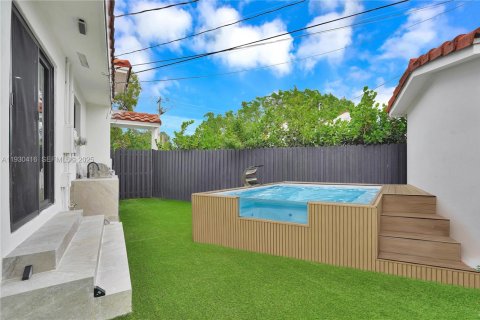 Купить виллу или дом в Майами, Флорида 5 спален, 195.84м2, № 1989940 - фото 2