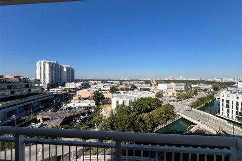 Купить кондоминиум в Майами-Бич, Флорида 2 спальни, 99.41м2, № 2005239 - фото 2