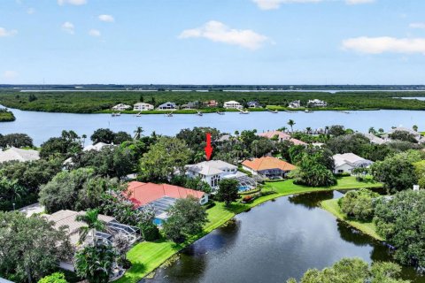 Villa ou maison à vendre à Indian River Shores, Floride: 4 chambres, 316.43 m2 № 2397972 - photo 3