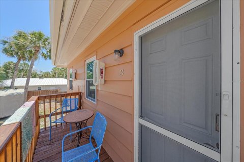 Commercial property in Sarasota, Florida 3 bedrooms, 206.43 sq.m. № 1869850 - photo 26