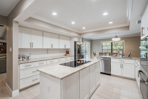 House in Oldsmar, Florida 4 bedrooms, 319.68 sq.m. № 1776795 - photo 13