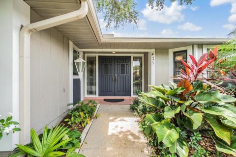 House in Oldsmar, Florida 4 bedrooms, 319.68 sq.m. № 1776795 - photo 2