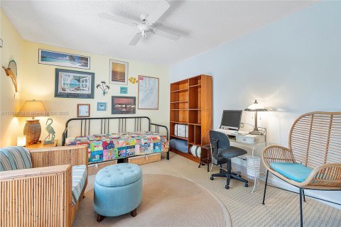 Townhouse in Davie, Florida 3 bedrooms, 153.66 sq.m. № 1735884 - photo 19