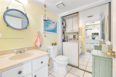 Townhouse in Davie, Florida 3 bedrooms, 153.66 sq.m. № 1735884 - photo 15
