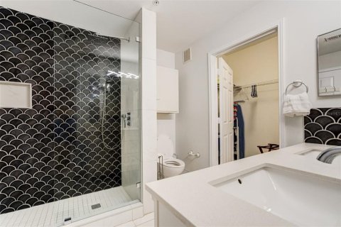 Condo in Clearwater, Florida, 1 bedroom  № 2381332 - photo 10