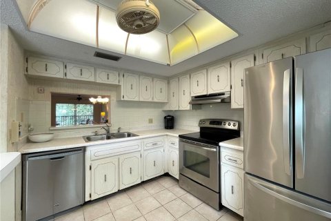 Condo in Dunedin, Florida, 2 bedrooms  № 2207864 - photo 5