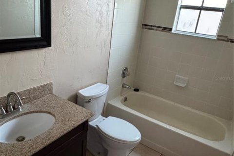 Villa ou maison à louer à Palm Coast, Floride: 3 chambres, 179.58 m2 № 2429397 - photo 7