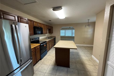 Villa ou maison à louer à Palm Coast, Floride: 3 chambres, 179.58 m2 № 2429397 - photo 3