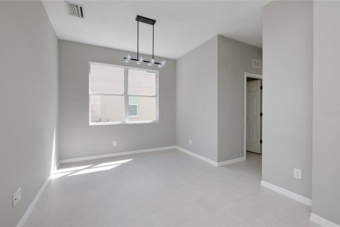 House in Lakewood Ranch, Florida 4 bedrooms, 186.92 sq.m. № 2421880 - photo 17