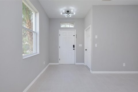 House in Lakewood Ranch, Florida 4 bedrooms, 186.92 sq.m. № 2421880 - photo 13