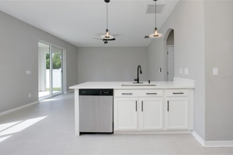 House in Lakewood Ranch, Florida 4 bedrooms, 186.92 sq.m. № 2421880 - photo 24
