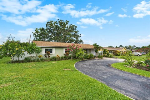 Casa en venta en Saint Petersburg, Florida, 3 dormitorios, 113.9 m2 № 1844793 - foto 2