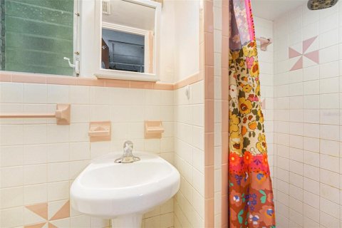 Casa en venta en Saint Petersburg, Florida, 3 dormitorios, 113.9 m2 № 1844793 - foto 17