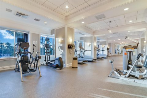 Copropriété à louer à Bal Harbour, Floride: 2 chambres, 128.95 m2 № 1707723 - photo 17