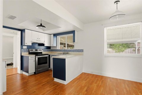 House in Arcadia, Florida 2 bedrooms, 138.61 sq.m. № 2235334 - photo 8