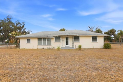 House in Arcadia, Florida 2 bedrooms, 138.61 sq.m. № 2235334 - photo 2