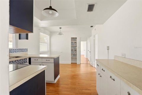 House in Arcadia, Florida 2 bedrooms, 138.61 sq.m. № 2235334 - photo 7