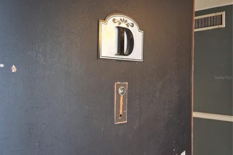 Снять в аренду кондоминиум в Альтамонте-Спрингс, Флорида 2 спальни, 76.74м2, № 1912075 - фото 16