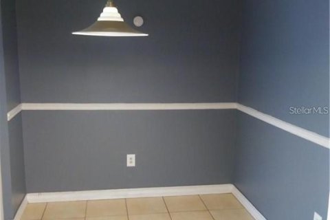 Condo in Altamonte Springs, Florida, 2 bedrooms  № 1912075 - photo 4