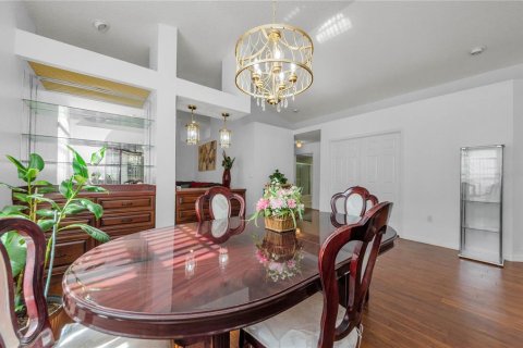 House in Spring Hill, Florida 2 bedrooms, 155.7 sq.m. № 2109974 - photo 10