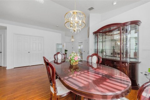 House in Spring Hill, Florida 2 bedrooms, 155.7 sq.m. № 2109974 - photo 9