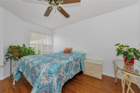 House in Spring Hill, Florida 2 bedrooms, 155.7 sq.m. № 2109974 - photo 25