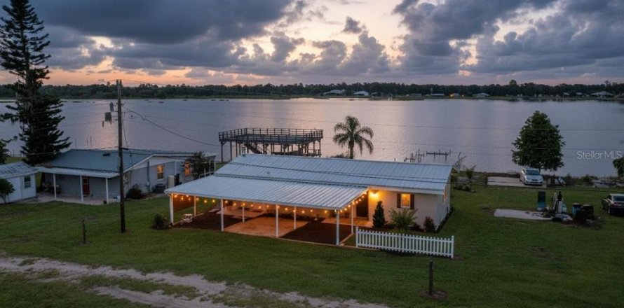 Villa ou maison à Fort Meade, Floride 2 chambres, 136.75 m2 № 1902067