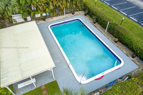 Купить кондоминиум в Норт-Лодердейл, Флорида 1 спальня, 76.46м2, № 1955715 - фото 26