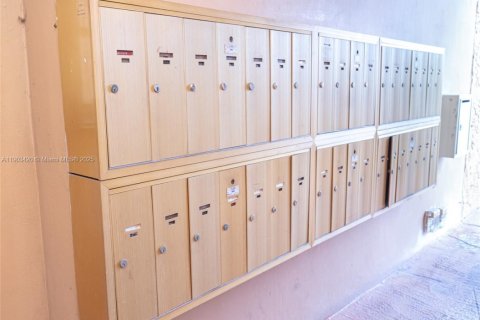 Купить кондоминиум в Норт-Лодердейл, Флорида 1 спальня, 76.46м2, № 1955715 - фото 19