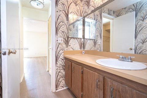 Купить кондоминиум в Норт-Лодердейл, Флорида 1 спальня, 76.46м2, № 1955715 - фото 7