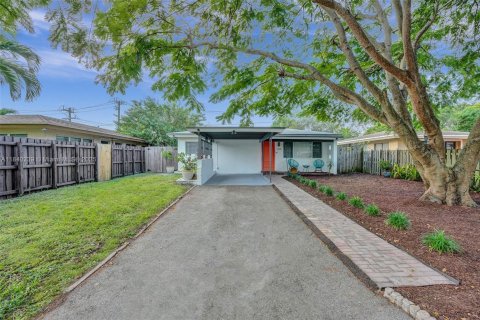 House in Fort Lauderdale, Florida 2 bedrooms, 89.65 sq.m. № 1833871 - photo 2