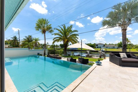 Casa en venta en West Palm Beach, Florida, 3 dormitorios, 235.41 m2 № 2369980 - foto 30