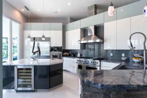 Casa en venta en West Palm Beach, Florida, 3 dormitorios, 235.41 m2 № 2369980 - foto 14