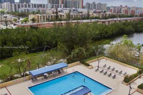 Снять в аренду кондоминиум в Санни-Айлс-Бич, Флорида 2 спальни, 114.46м2, № 2022546 - фото 12