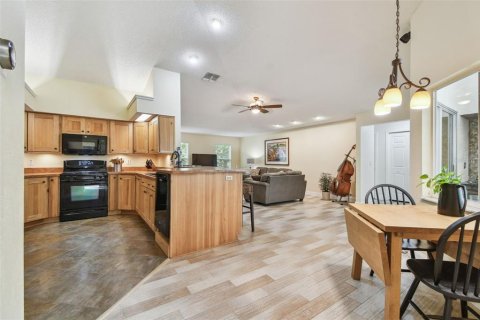 Casa en venta en Palm Harbor, Florida, 5 dormitorios, 269.04 m2 № 1677962 - foto 23