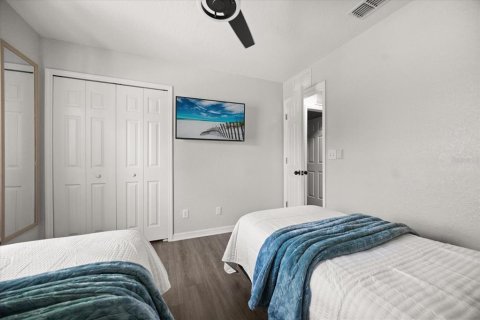 Townhouse in Kissimmee, Florida 3 bedrooms, 133.31 sq.m. № 2421954 - photo 19