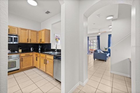 Townhouse in Kissimmee, Florida 3 bedrooms, 133.31 sq.m. № 2421954 - photo 8