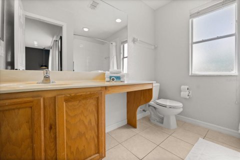 Townhouse in Kissimmee, Florida 3 bedrooms, 133.31 sq.m. № 2421954 - photo 25