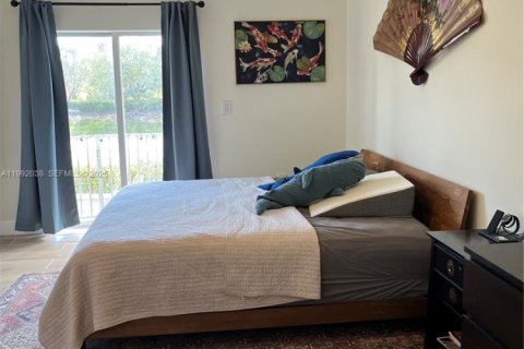 Touwnhouse à louer à Miramar, Floride: 3 chambres, 117.99 m2 № 2059142 - photo 24