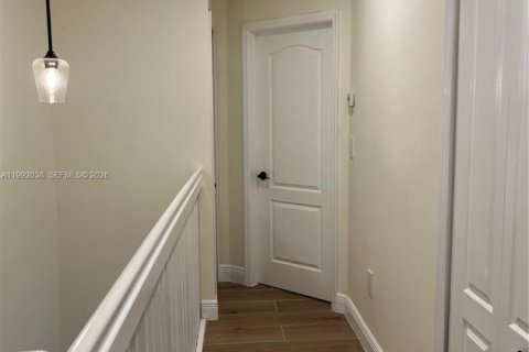 Touwnhouse à louer à Miramar, Floride: 3 chambres, 117.99 m2 № 2059142 - photo 20