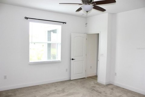 House in Palm Bay, Florida 4 bedrooms, 189.52 sq.m. № 1899963 - photo 18