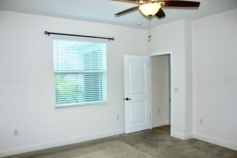 House in Palm Bay, Florida 4 bedrooms, 189.52 sq.m. № 1899963 - photo 19